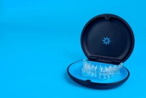 does-invisalign-hurt-aligners