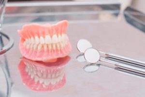 How Much Does It Cost to Reline Dentures set